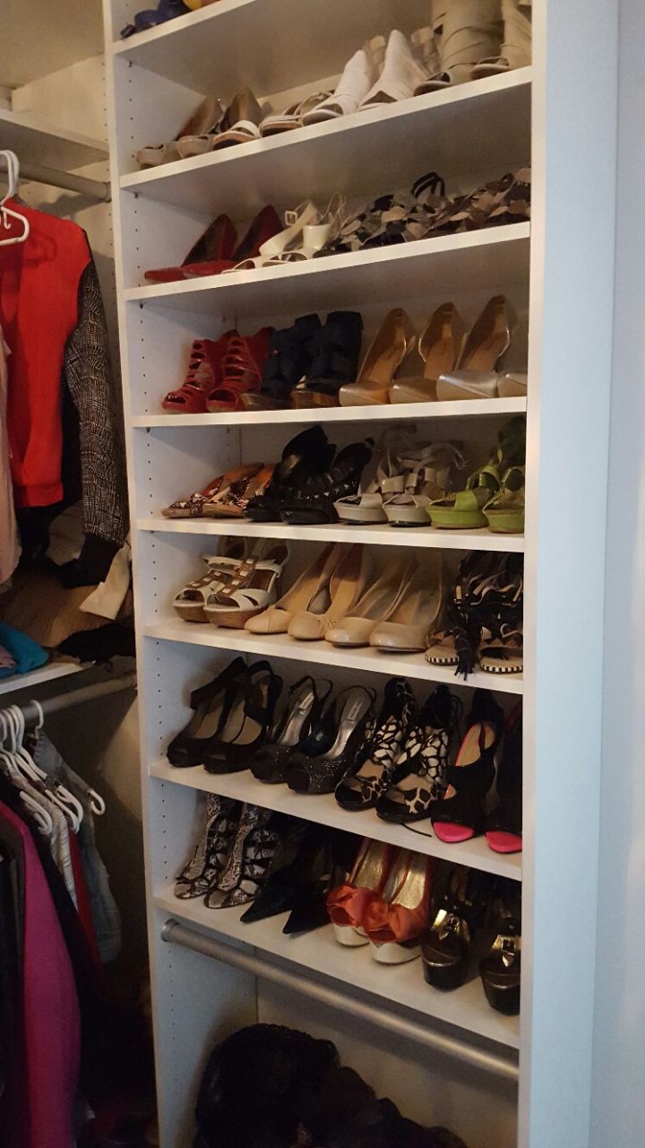 Walk-In Closet 4-2